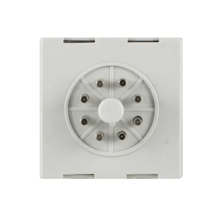 Температурный контроллер с аналоговым управлением, 48х48х82 мм,вход Pt100, 0...400C, выход реле, ON/OFF, 230VAC, электросоединение под розетку 8pin